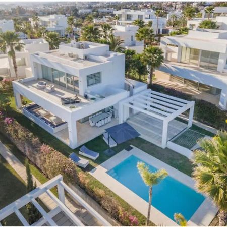 Magnifique Villa Contemporaine Marbella Bagian luar foto