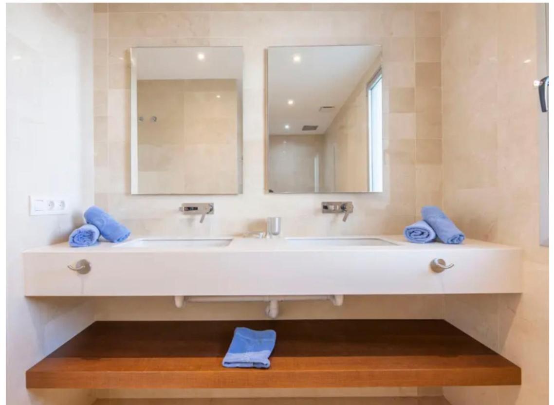 Magnifique Villa Contemporaine Marbella Bagian luar foto